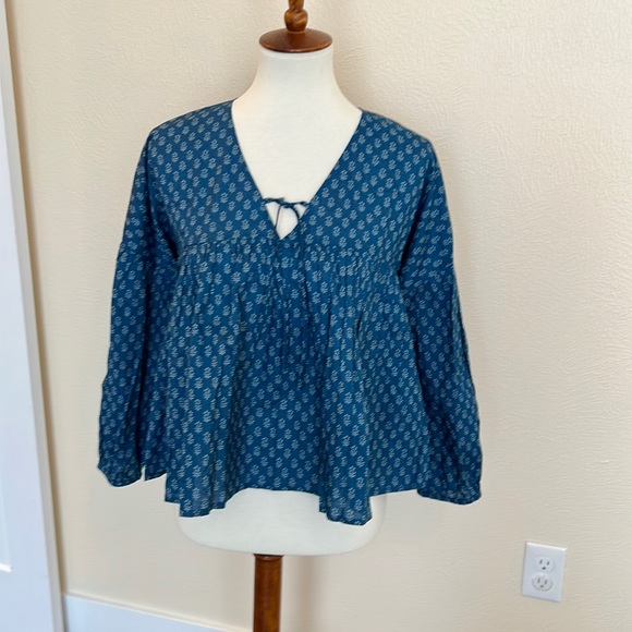 Faherty Tops - NWT FAHERTY organic cotton BoHo top